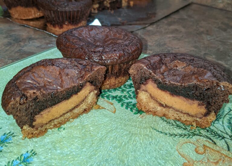 PEANUT BUTTER CUP STUFFED BROOKIES