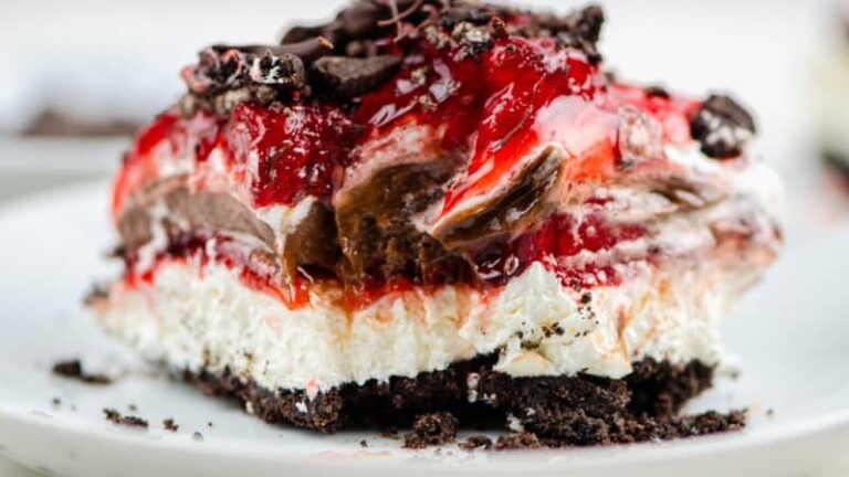 Chocolate Covered Strawberry Dream Bars