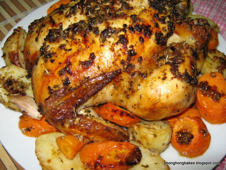 Herb Roasted Whole Chicken and Roasted Potatoes (Ree Drummond)