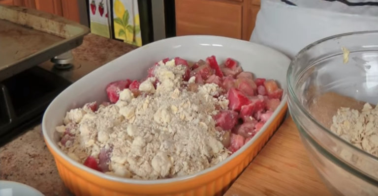 The Best Neighbor Who Ever Lived Made Rhubarb Crisp