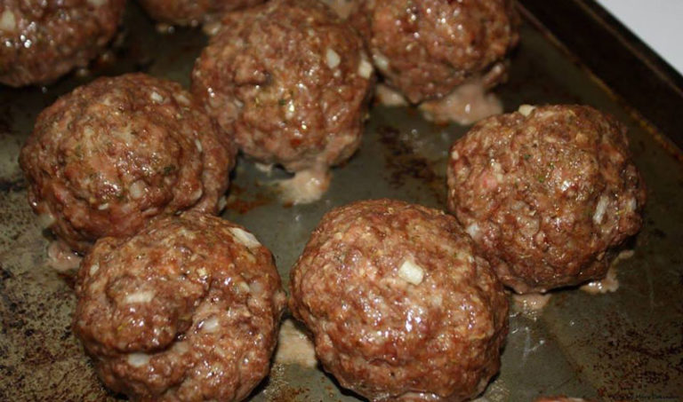 INCREDIBLE BAKED MEATBALLS