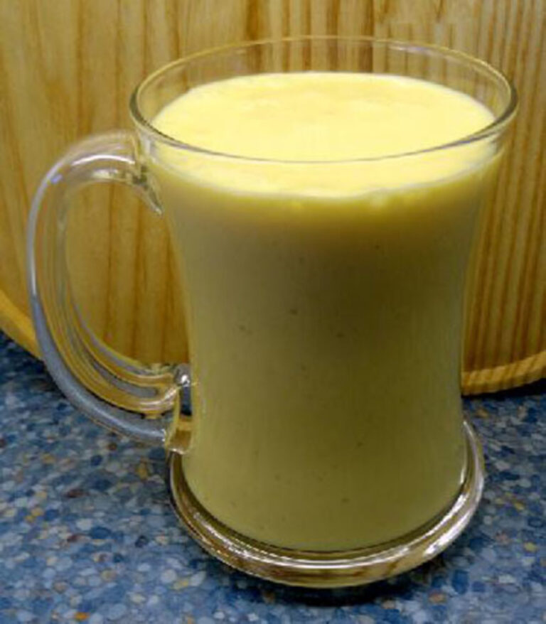 Mango Lassi Smoothie