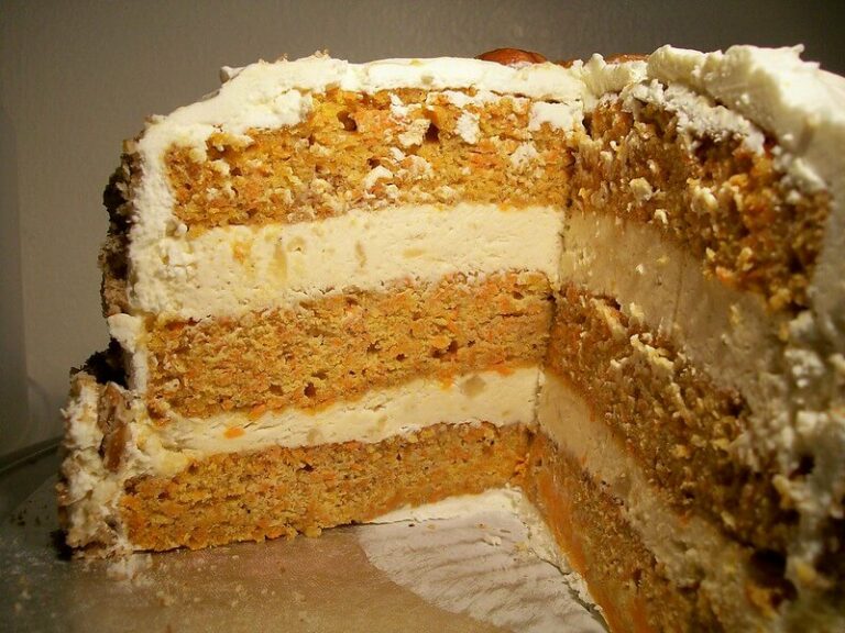 Carrot cake with White Chocolate