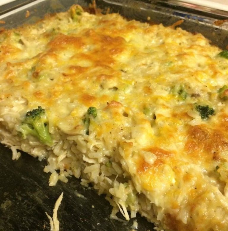 BROCCOLI, RICE, CHEESE, AND CHICKEN CASSEROLE