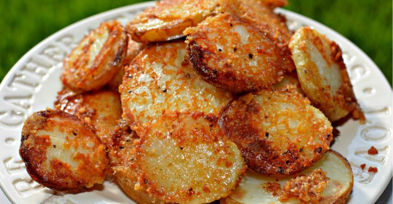 CRISPY CRUNCHY PARMESAN POTATOES