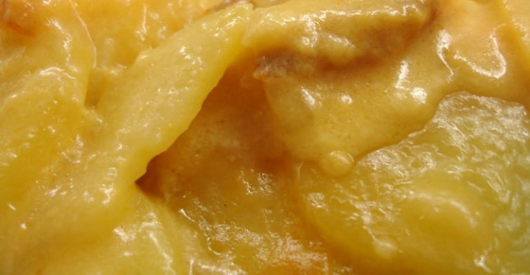 Crock Pot Cheese Potatoes – Creamy And Tender