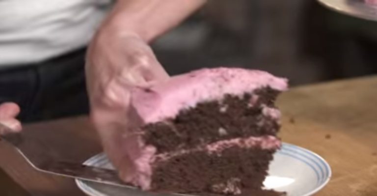 Chocolate Beet Cake Is The Best Thing Since Sliced Bread And The Mainstream Media Ignores It