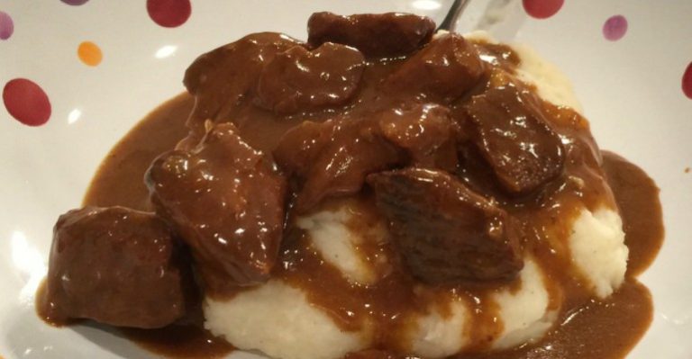 Slow Cooker Beef Tips Will Make You Smile, Like, A Lot