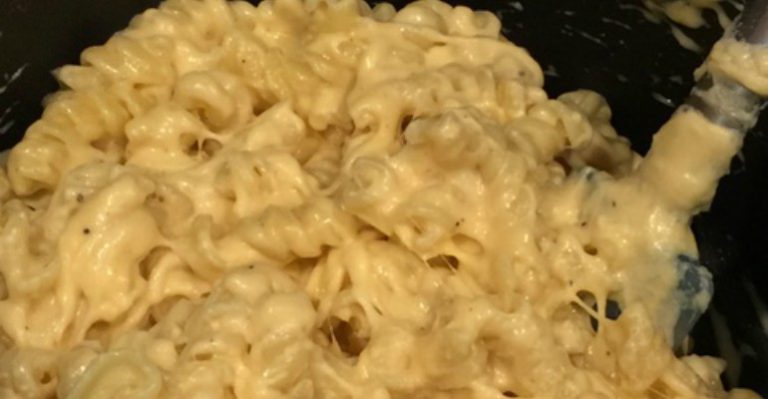 MEGA Million Dollar Mac ‘n Cheese!