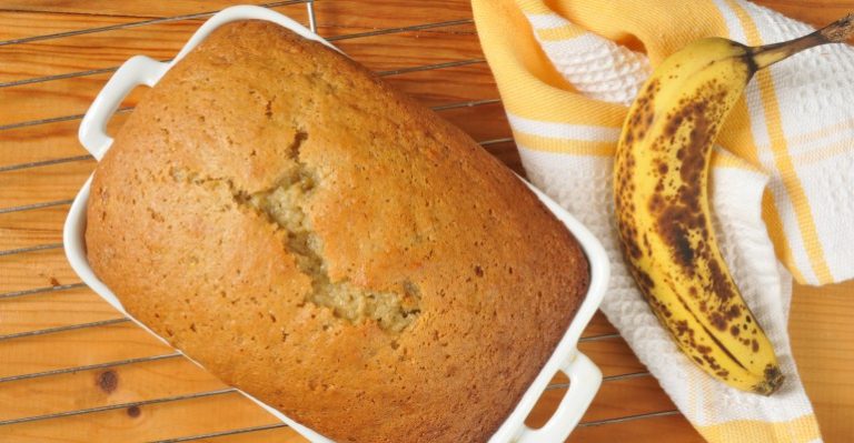 Banana Bread Looks Way More Delicious If You Look At It From A Woman’s Point Of View