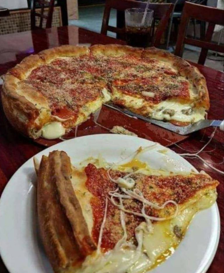 Cheeseburger Skillet Style Pizza