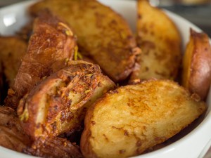 4-Ingredient Crispy Roasted Potatoes