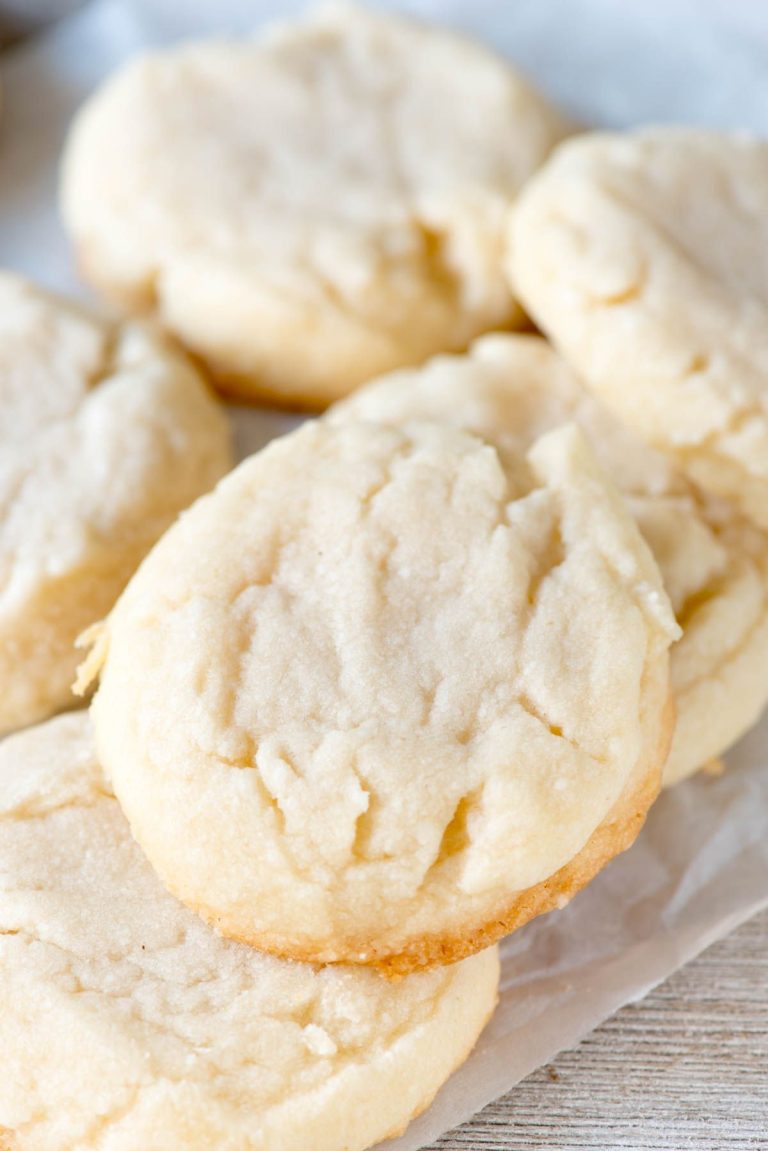 WHIPPED LEMON SHORTBREAD COOKIES