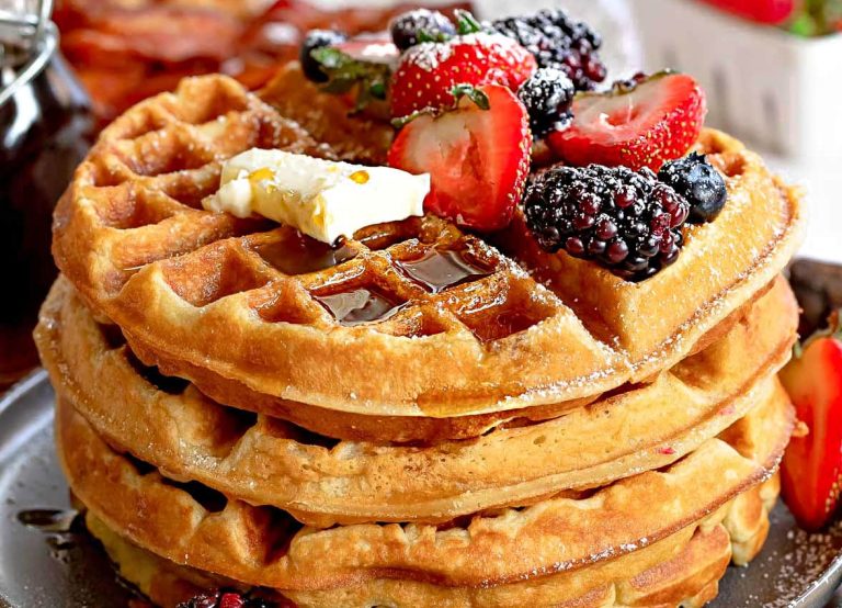 THE BEST WAFFLE RECIPE