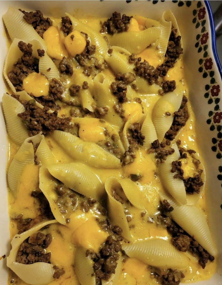 Philly cheesesteak stuffed shells & cheese