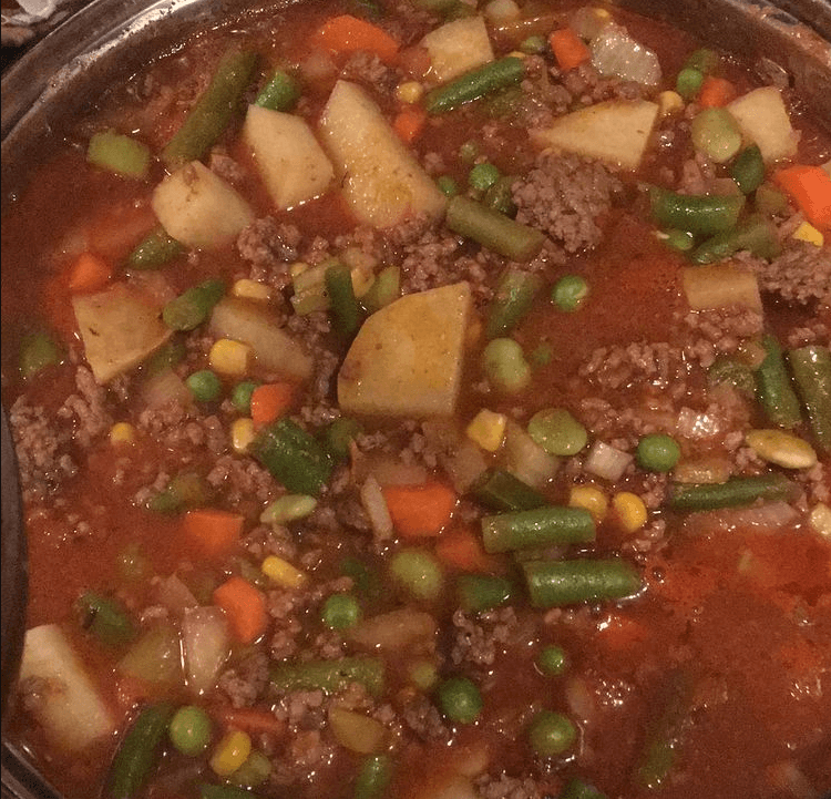 GRANDMA’S HAMBURGER & VEGETABLE SOUP