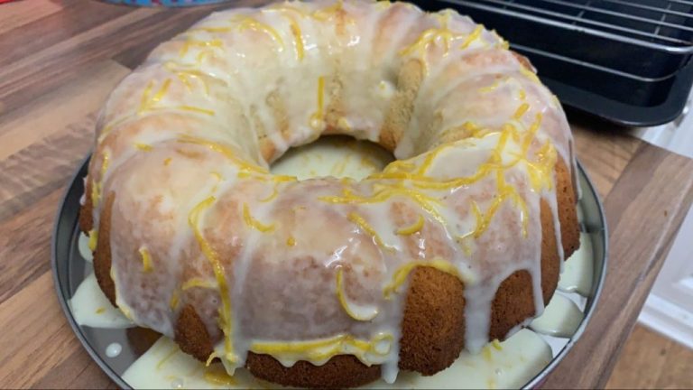 AUNT EVELYN’S LEMON-BUTTERMILK POUND CAKE