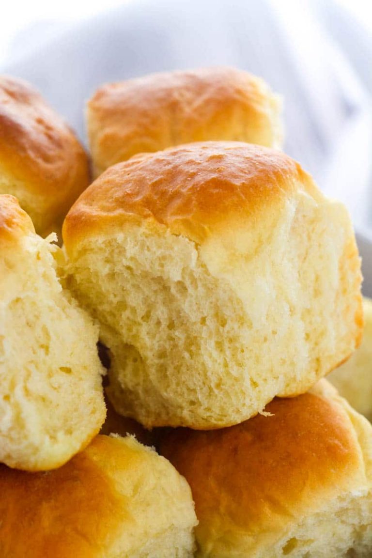 1-HOUR SOFT AND BUTTERY DINNER ROLLS 👌