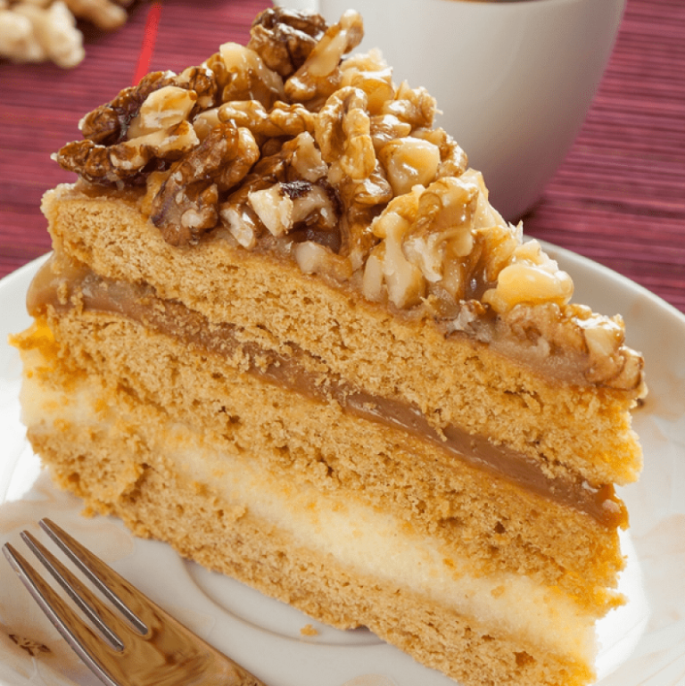 Caramel coffee crunchy and delicious cake