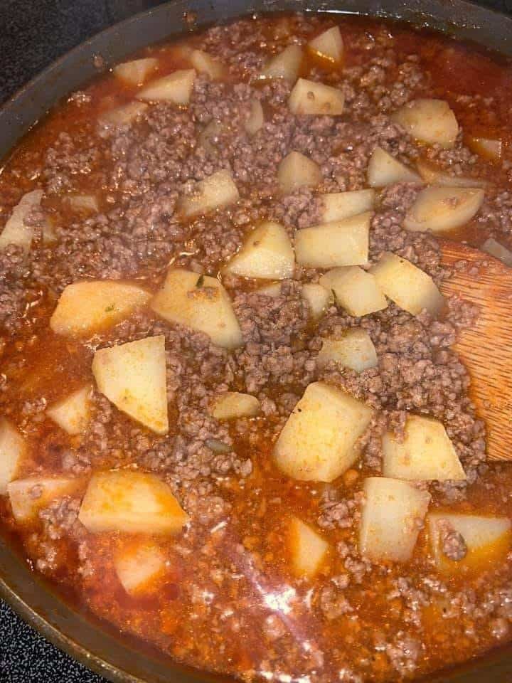 Mom’s Picadillo con Papa