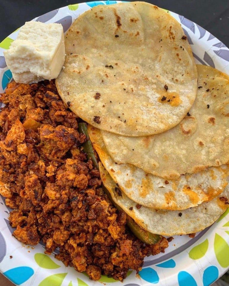 Chorizo with eggs. Warmed up the tortillas on the same pan 🤤 I could eat this everyday.