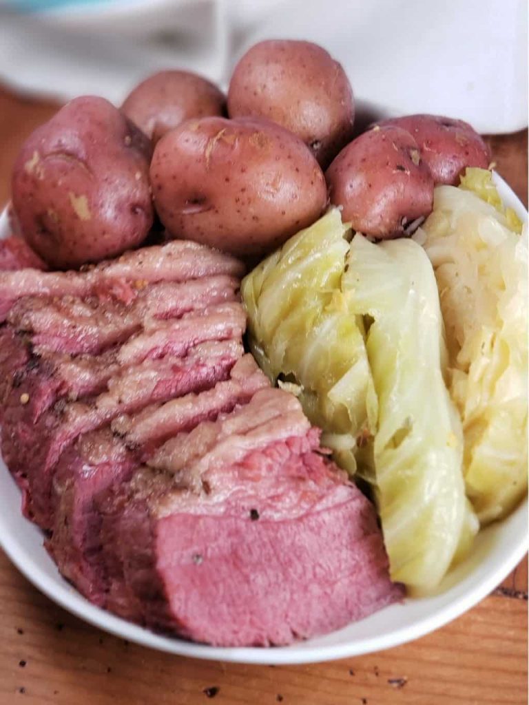 Instant Pot Corned Beef and Cabbage