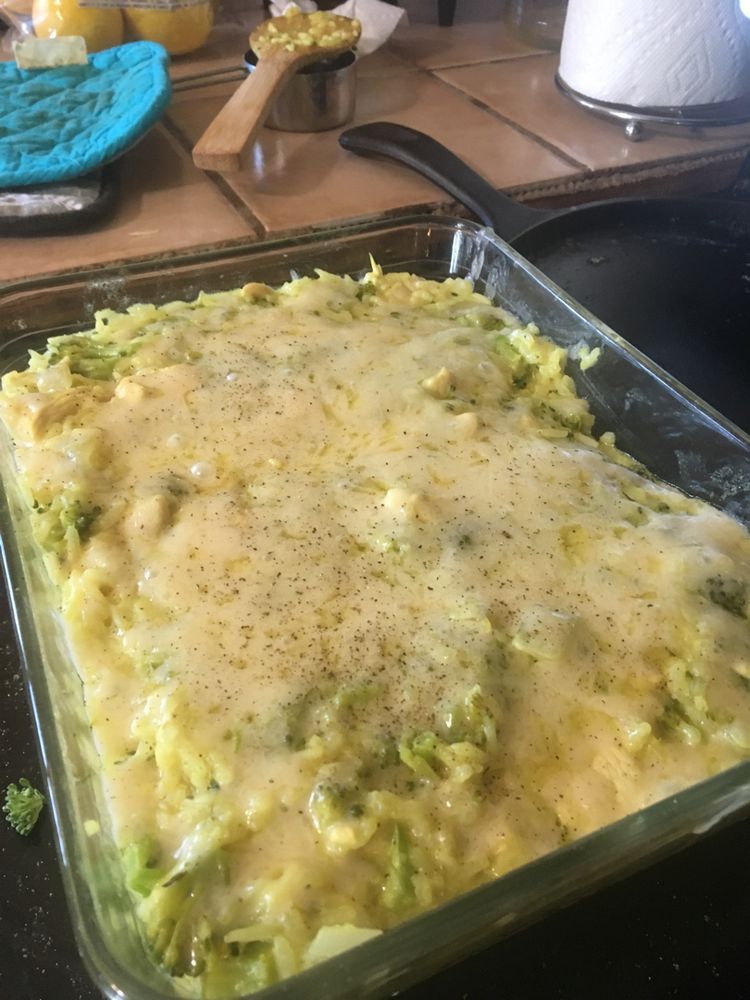 ONE POT BROCCOLI, CHICKEN AND RICE CASSEROLE