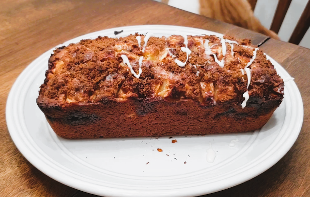 APPLE FRITTER CAKE