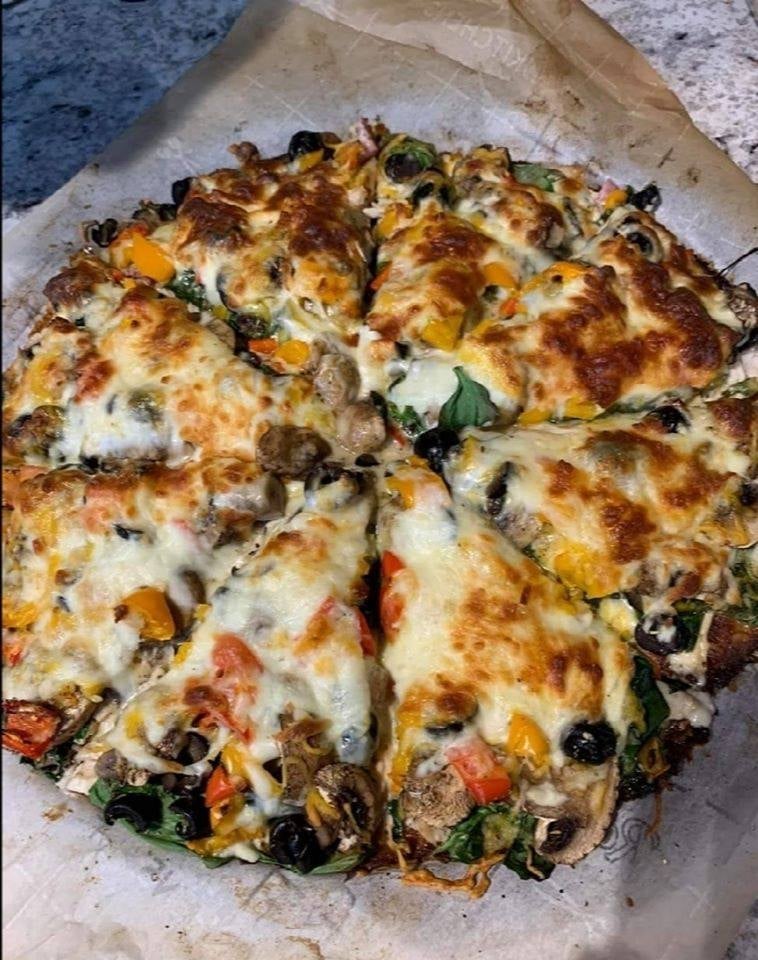 Cauliflower Crust pizza artist