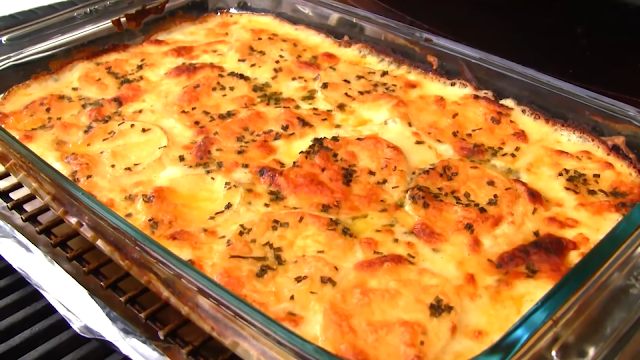 CHEESY SCALLOPED POTATOES