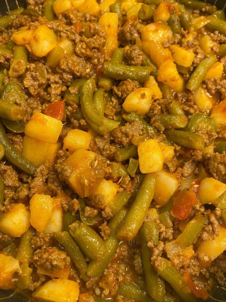 Homemade Picadillo with green beans