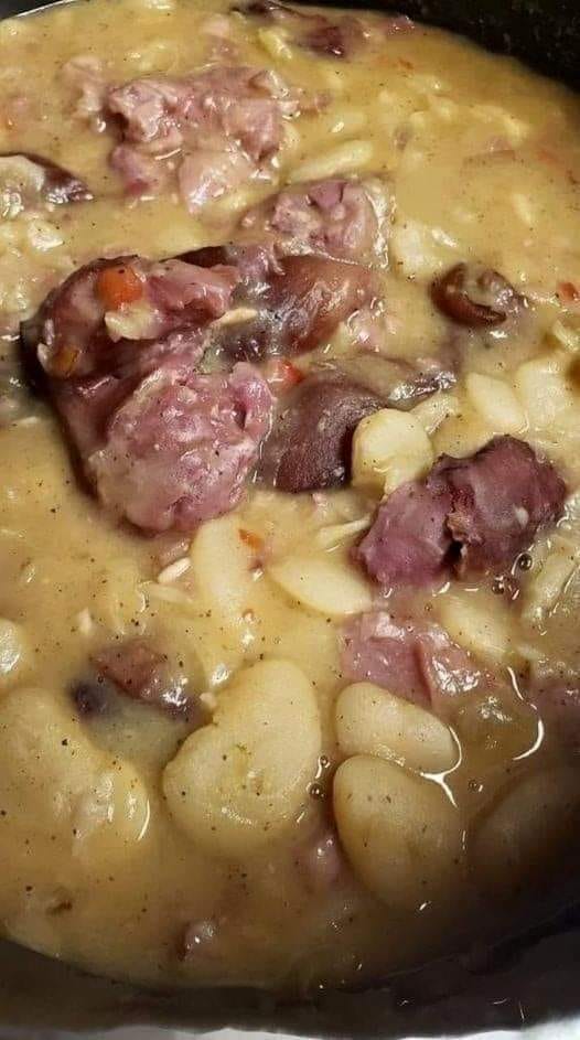 Crockpot White Bean and Ham Soup