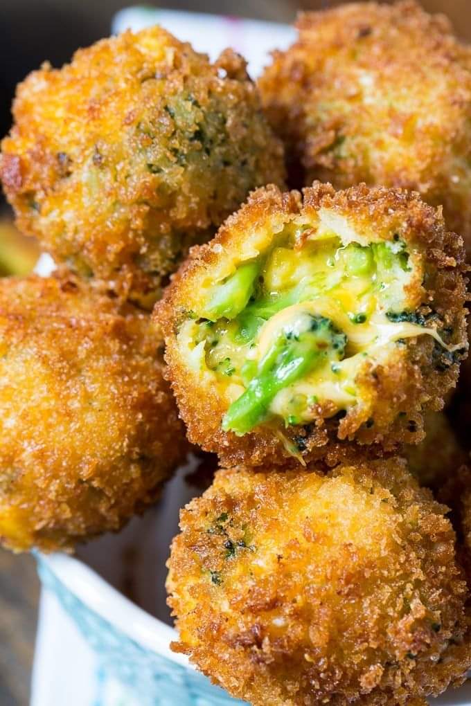 Baked Broccoli Cheese Balls