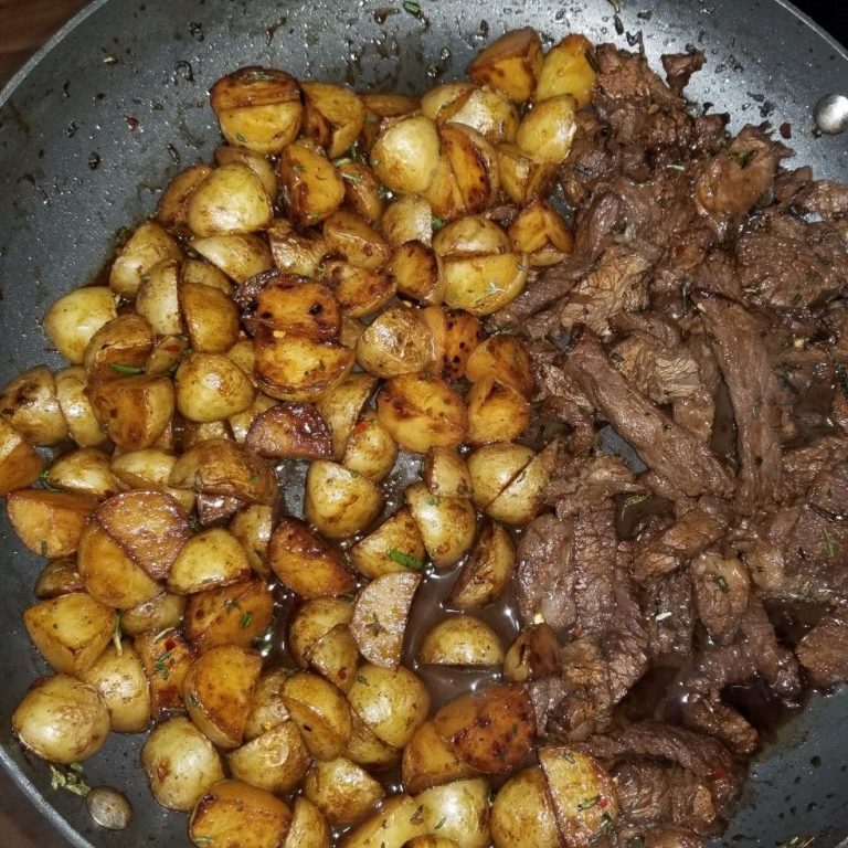 GARLIC BUTTER STEAK AND POTATOES SKILLET