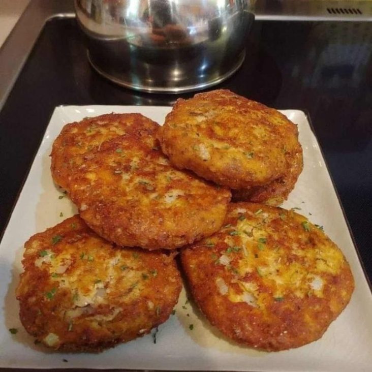 The Best Salmon Patties Recipe