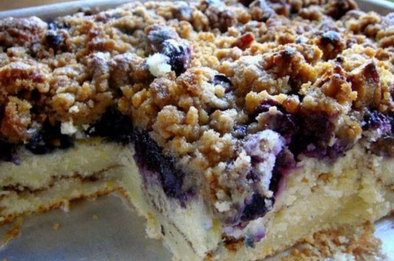 Blueberry Cream Cheese Coffee Cake Recipe