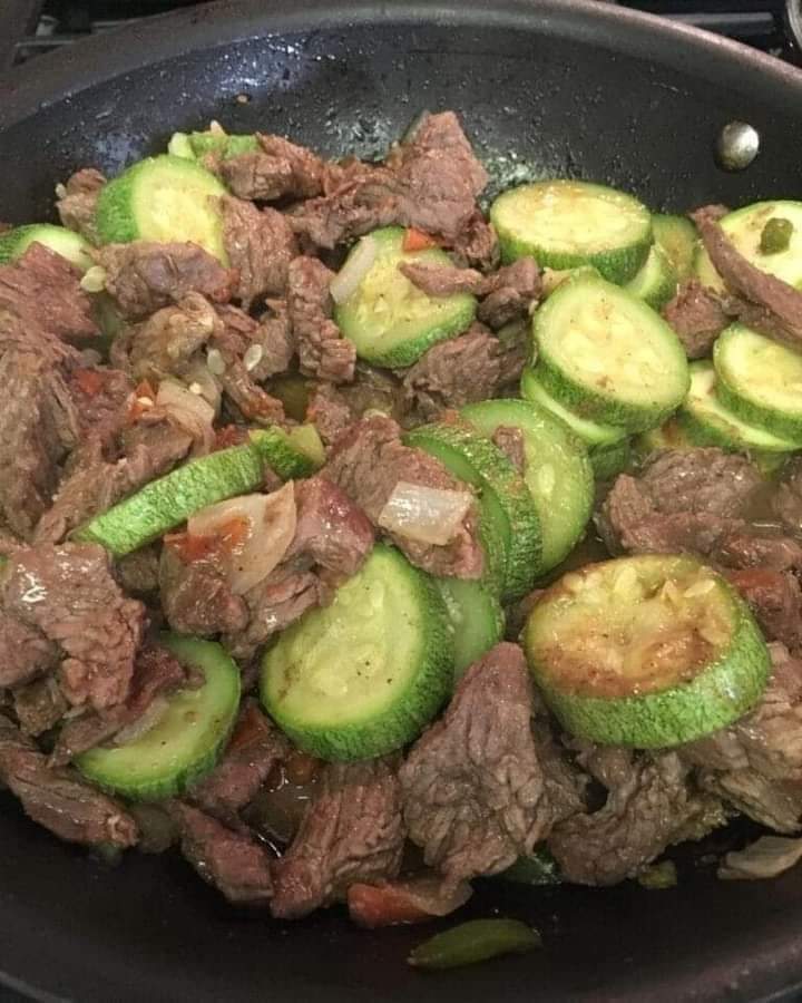 Carne de Puerco Con Calabacitas