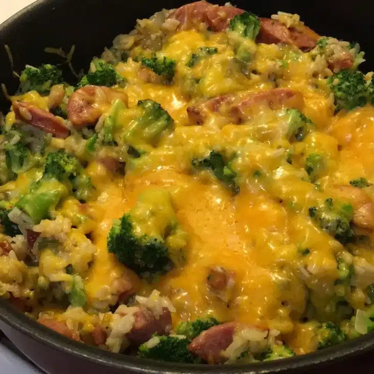 CHEESY KIELBASA, RICE, AND BROCCOLI SKILLET