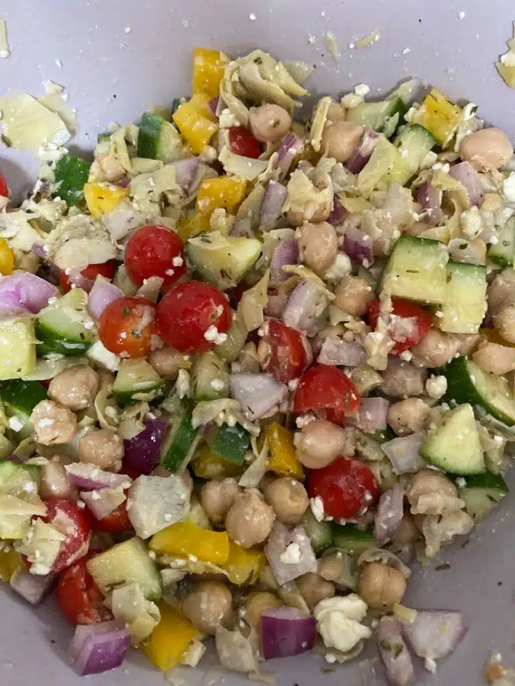 MEDITERRANEAN CHICKPEA SALAD