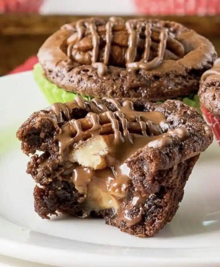 Turtle Fudge Brownie Bites