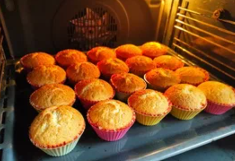 Grandma’s Quark Muffins with Vanilla Pudding