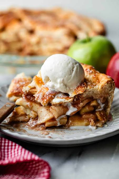 🍎 American Apple Pie – A Timeless Classic