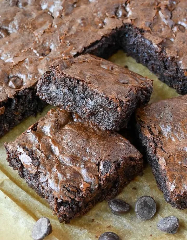 Delicious copycat Starbucks espresso brownies on a plate