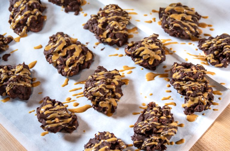 Peanut Butter Pretzel Clusters (No-Bake) – Easy Sweet & Salty Treat
