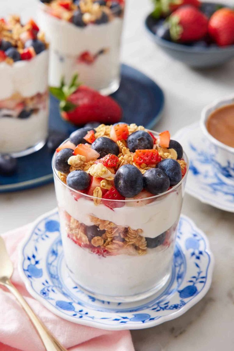 Luscious Breakfast with Yogurt