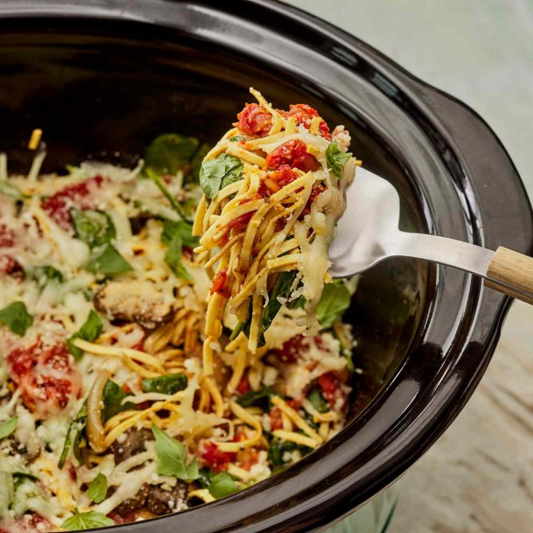 Spinach and Pasta Slow Cooker Meal