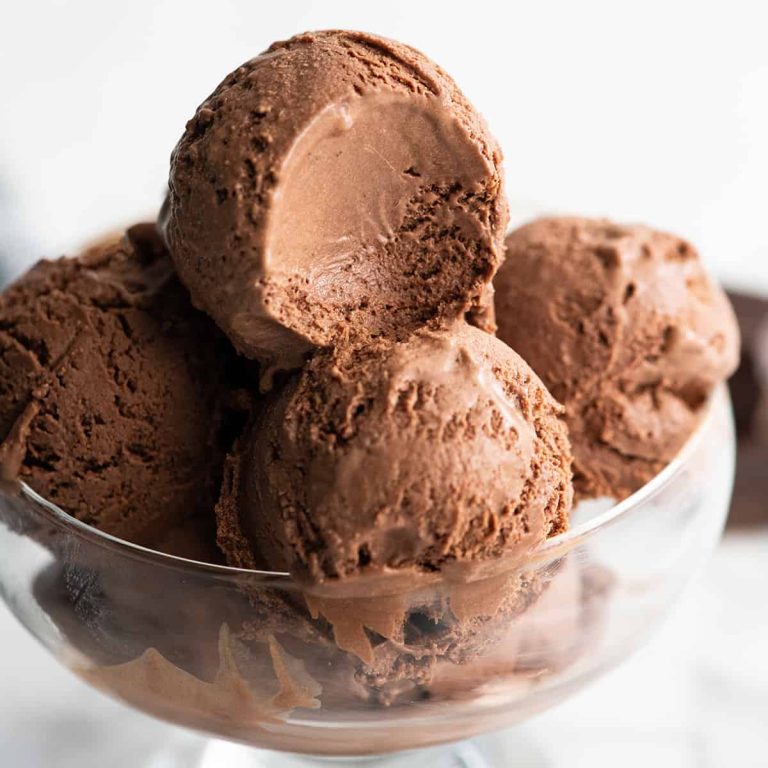 🍫 Creamy Chocolate Ice Cream Delight