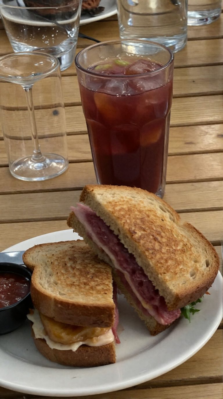 Savory Monte Cristo Sandwich Recipe β Crispy, Cheesy & Easy