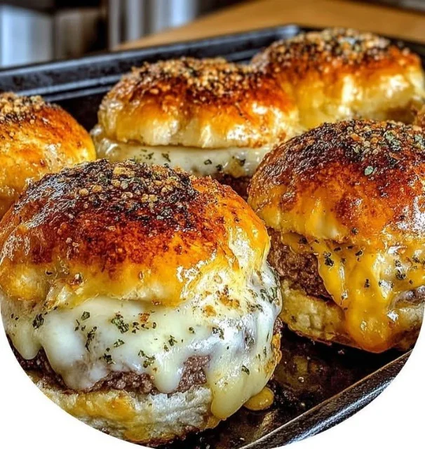 Garlic Parmesan Cheeseburger Bombs