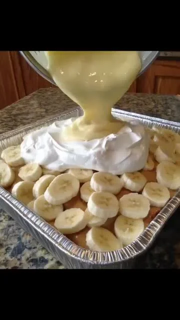Delicious banana pudding layers with a unique twist for an unforgettable dessert